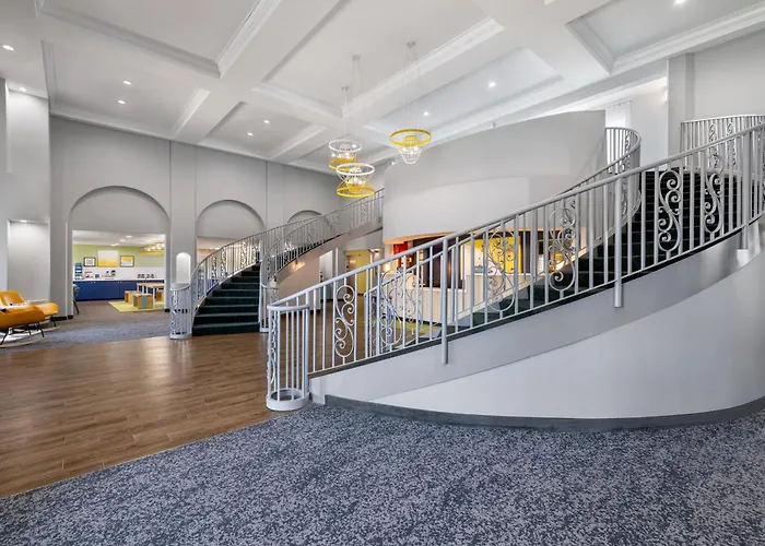 Spark By Hilton Phoenix Airport Hotel