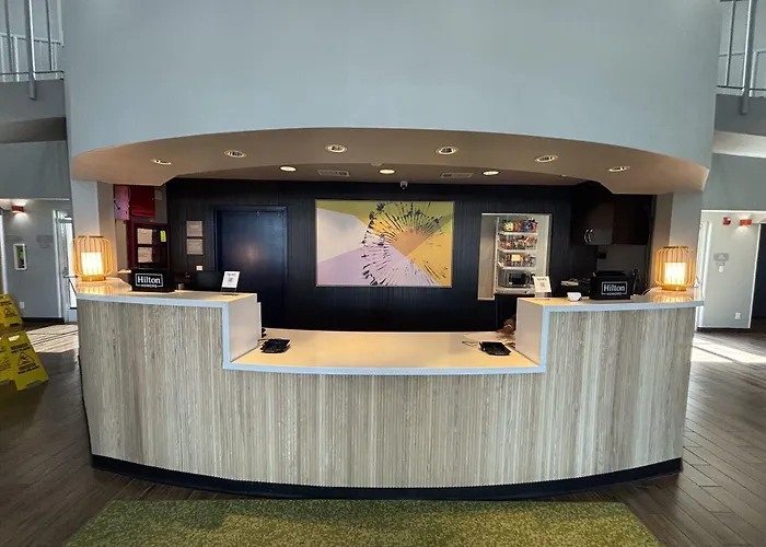 Spark By Hilton Phoenix Airport Hotel 3*