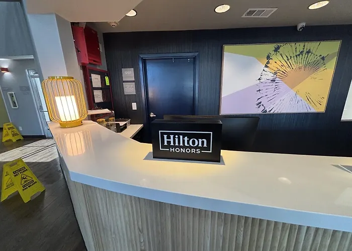 Spark By Hilton Phoenix Airport Tempe